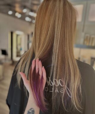 Peek a boo!!!!! By stylist @by_bunni #poshsalonwbg